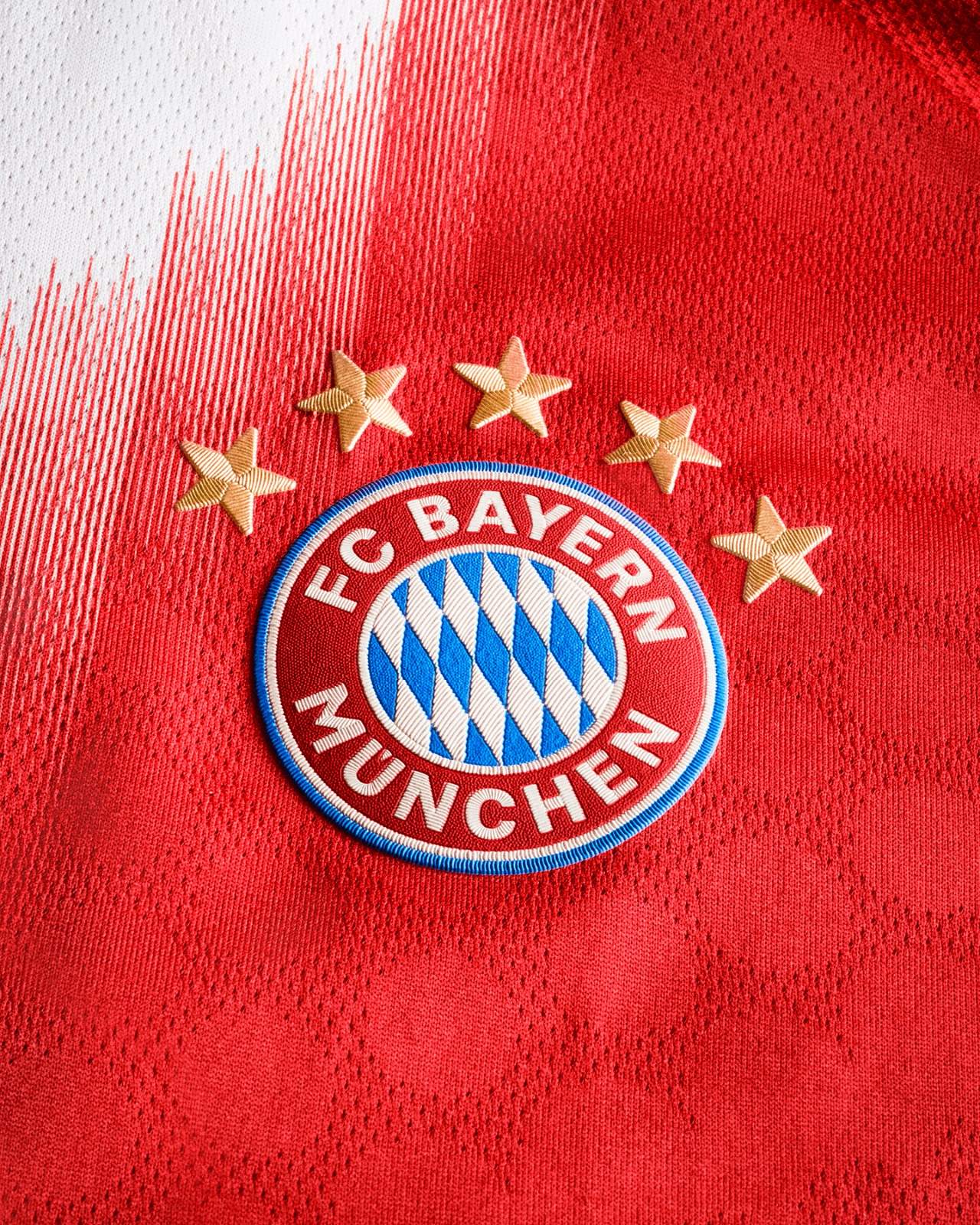MAILLOT BAYERN MUNICH DOMICILE 2025/2026